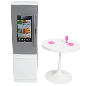 Barbie Dreamhouse Refrigerator & Kitchen Dining Table 2018 Dollhouse Furniture